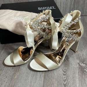 NEW Badgley Mischka Everafter Embellished Blocked Heel Sandal in Ivory Satin 8.5